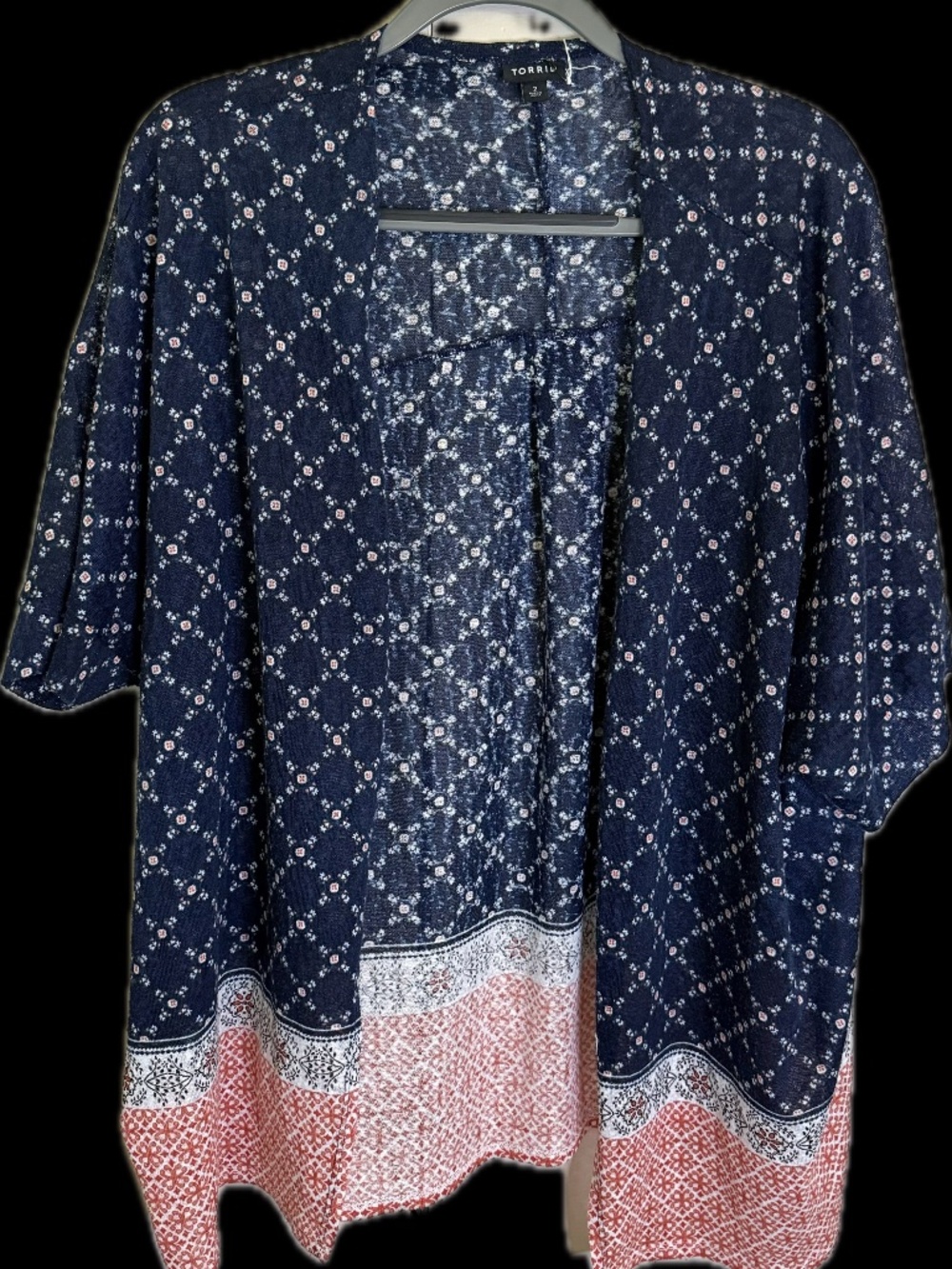 Torrid Graphic Print Kimono Cardigan in size 2 (18-20)